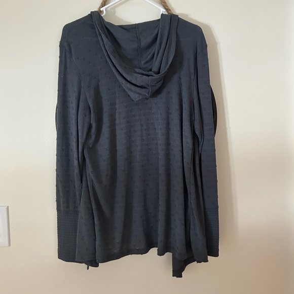 Cardigan - Picture 2 of 2